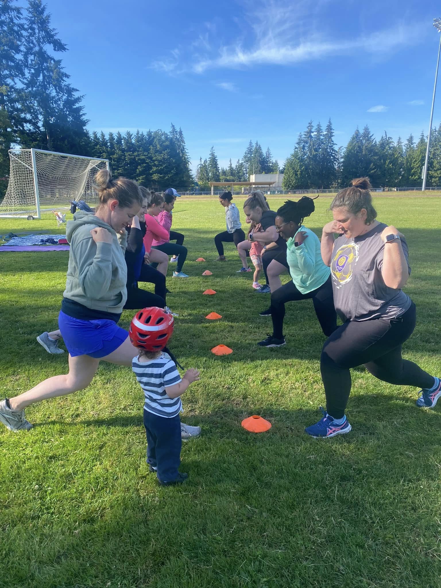 Outdoor fitness class in the park